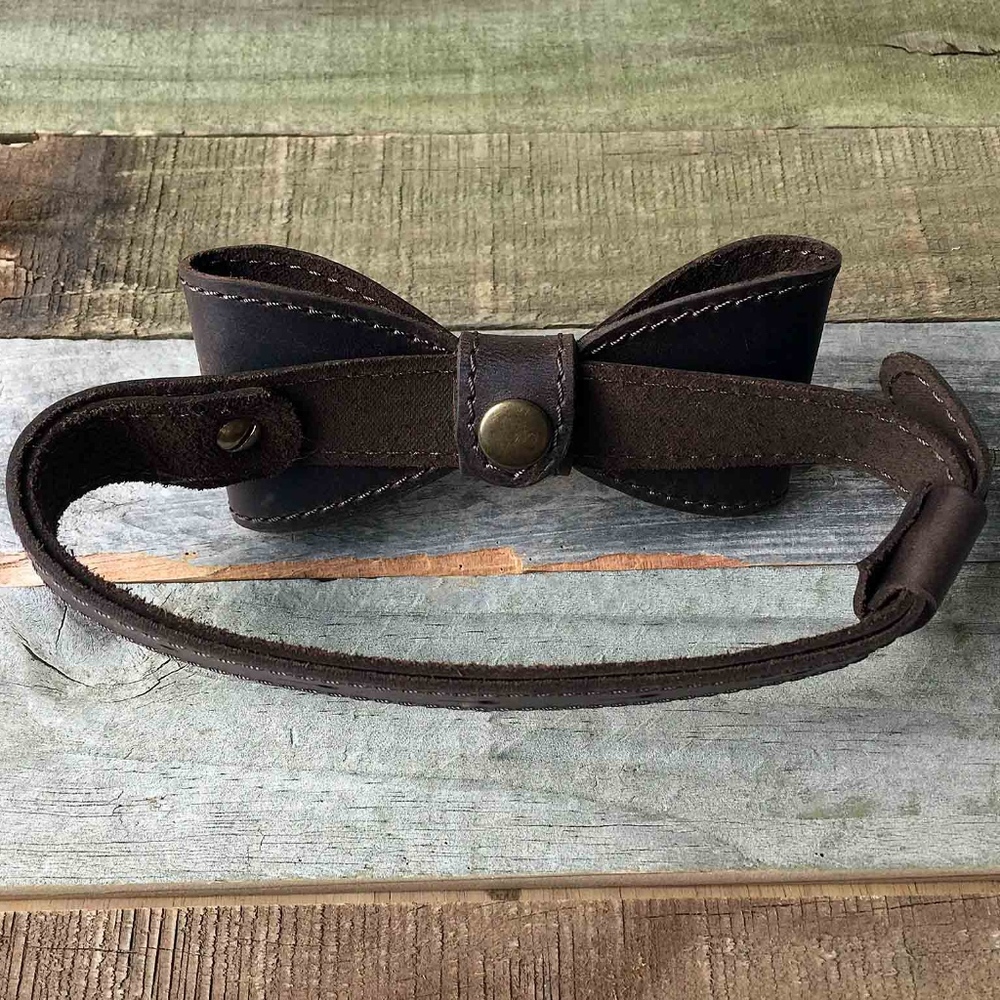 Men's Leather Bow Tie - Picture 8 of 8
